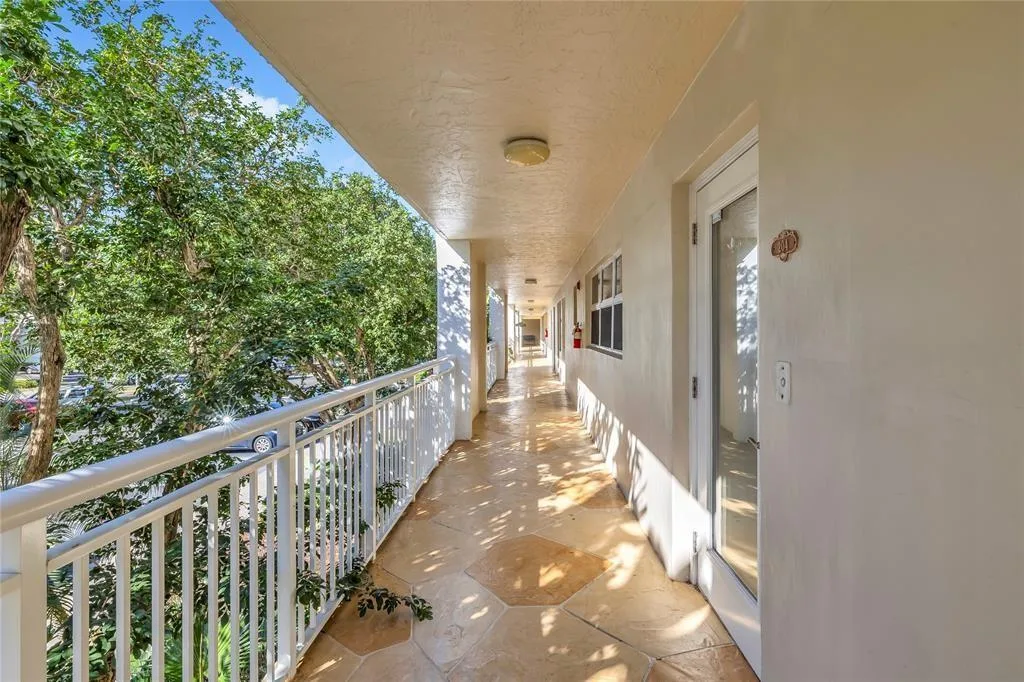 3150 NE 48th Court # 204, Lighthouse Point, FL 33064 photo 3