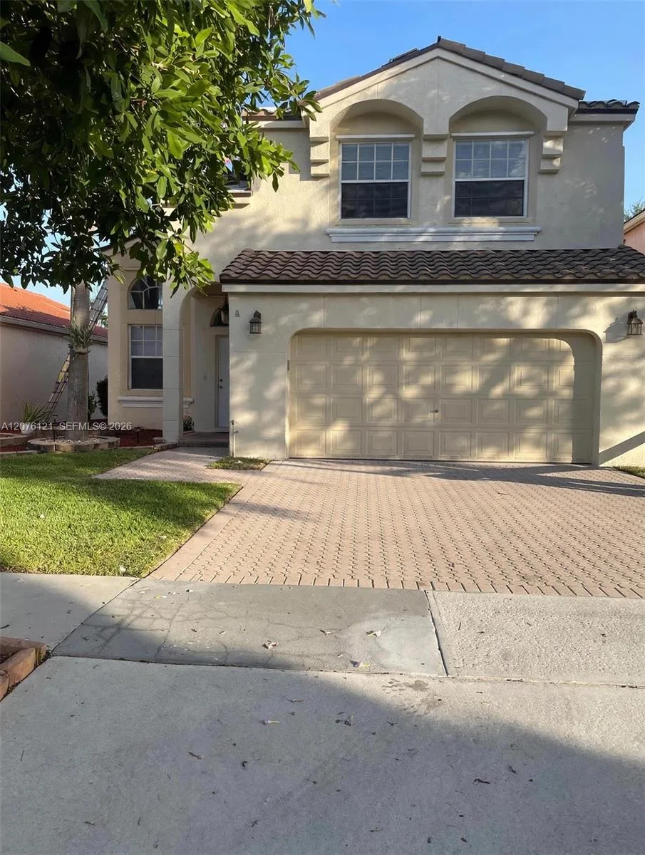 15616 NW 12th Mnr, Pembroke Pines, FL 33028 photo 2