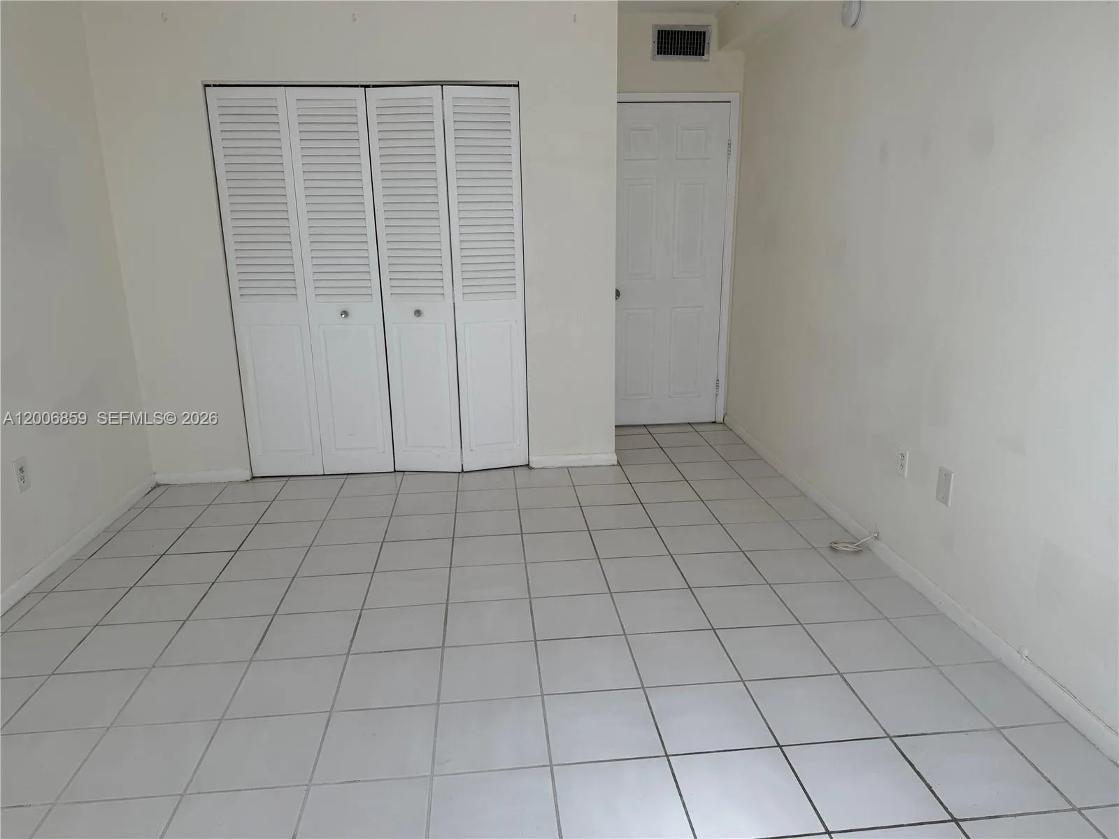 400 Kings Point Dr # 608, Sunny Isles Beach, FL 33160 photo 13