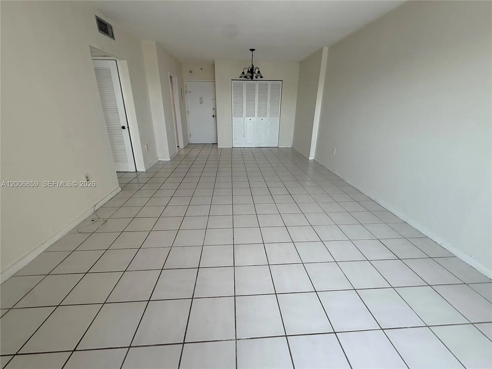 400 Kings Point Dr # 608, Sunny Isles Beach, FL 33160 photo 8