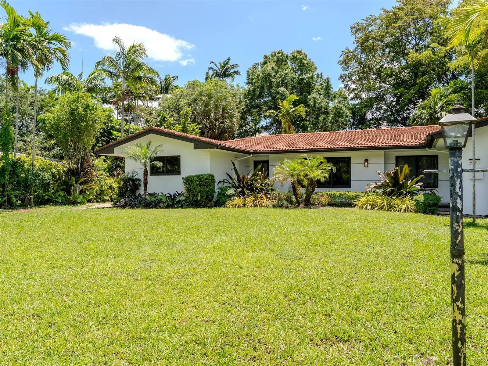 4190 SW 4th Street, Plantation, FL 33317 photo 3