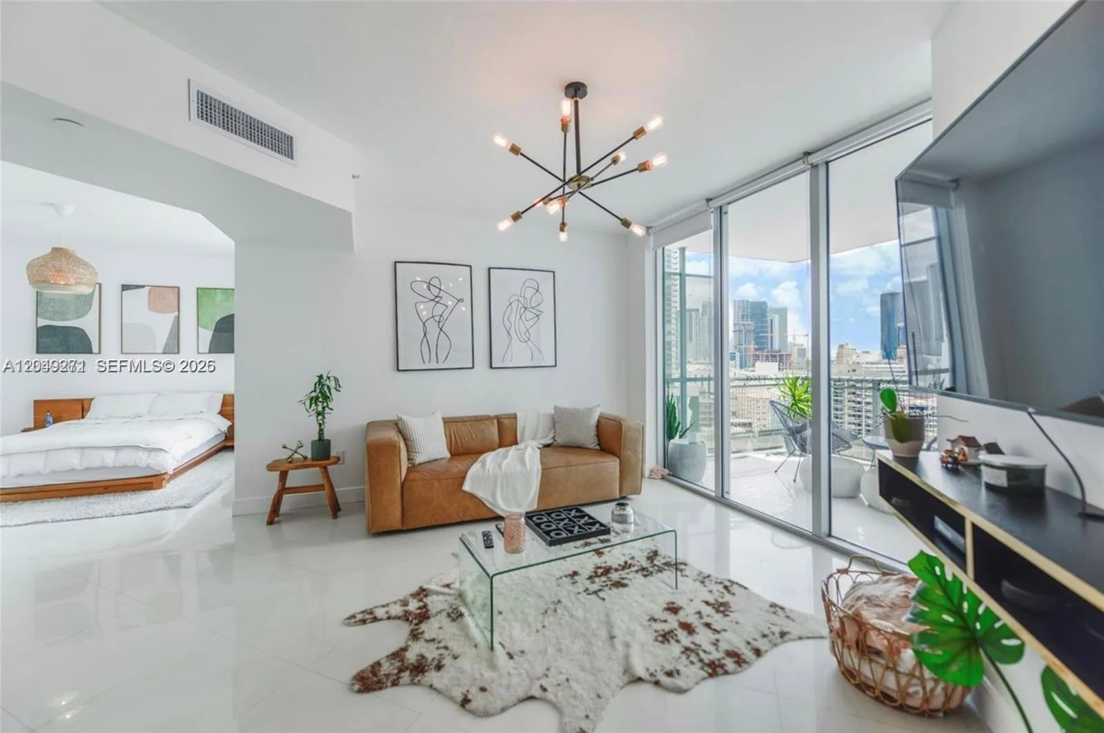 350 S Miami Ave # 1911, Miami, FL 33130