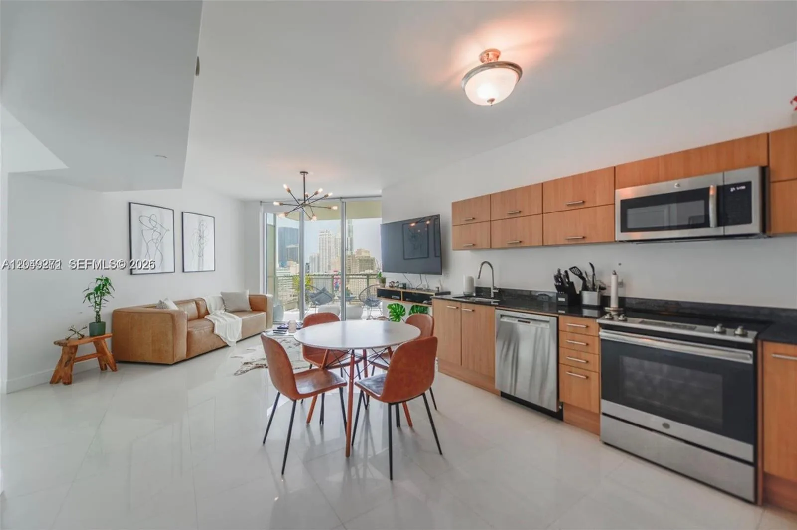 350 S Miami Ave # 1911, Miami, FL 33130 photo 3