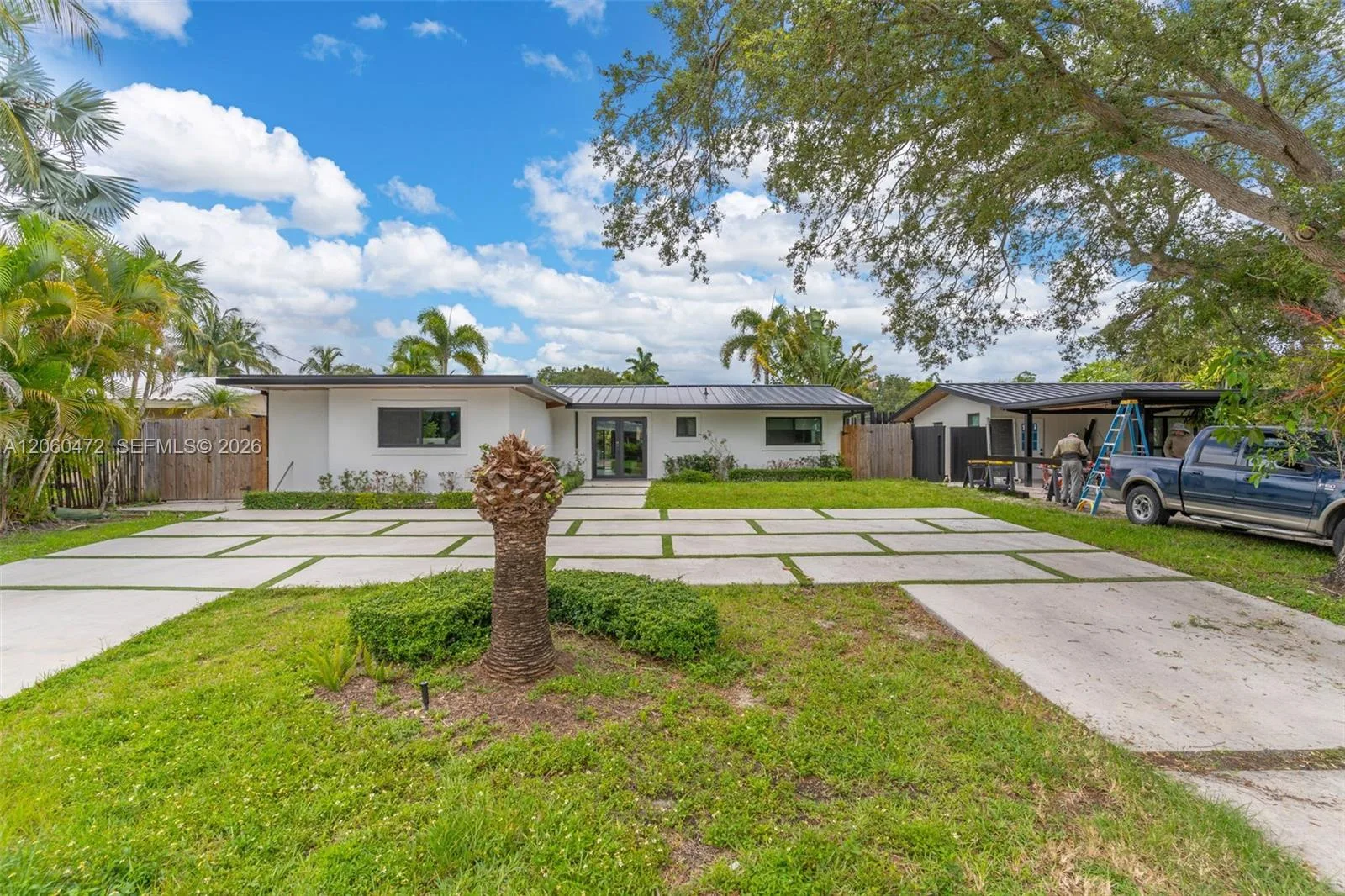 1713 SW 5th St, Fort Lauderdale, FL 33312 photo 2