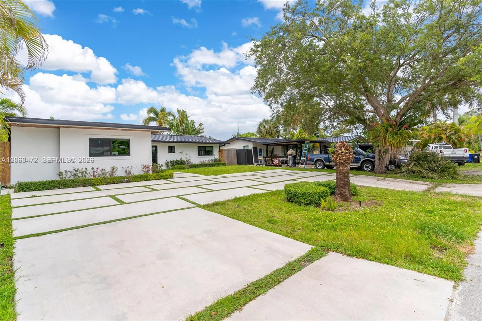 1713 SW 5th St, Fort Lauderdale, FL 33312 photo 3