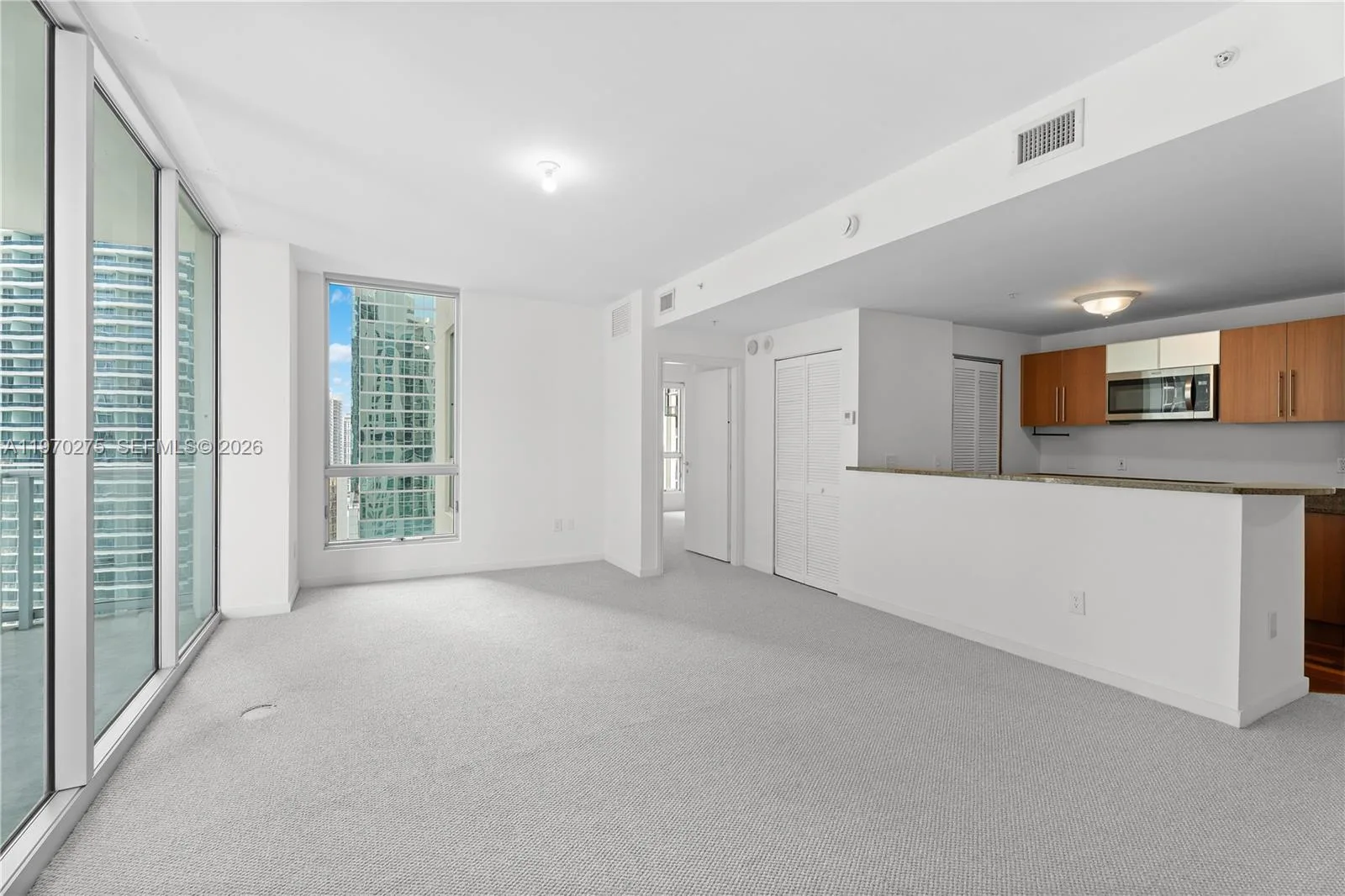 300 S Biscayne Blvd # T-2602, Miami, FL 33131 photo 4