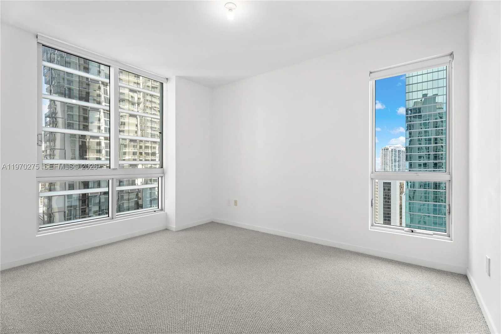300 S Biscayne Blvd # T-2602, Miami, FL 33131 photo 7