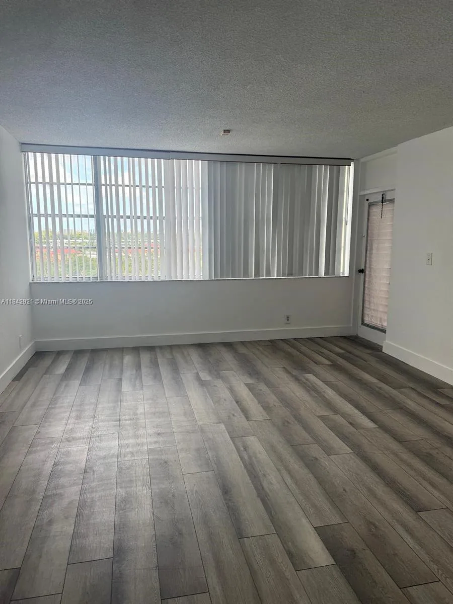 2025 NE 164th St # 606, North Miami Beach, FL 33162 photo 11