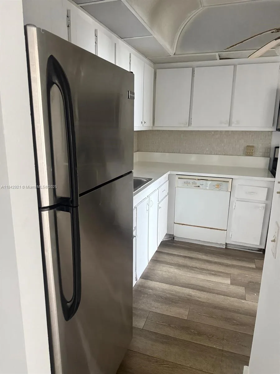 2025 NE 164th St # 606, North Miami Beach, FL 33162 photo 12