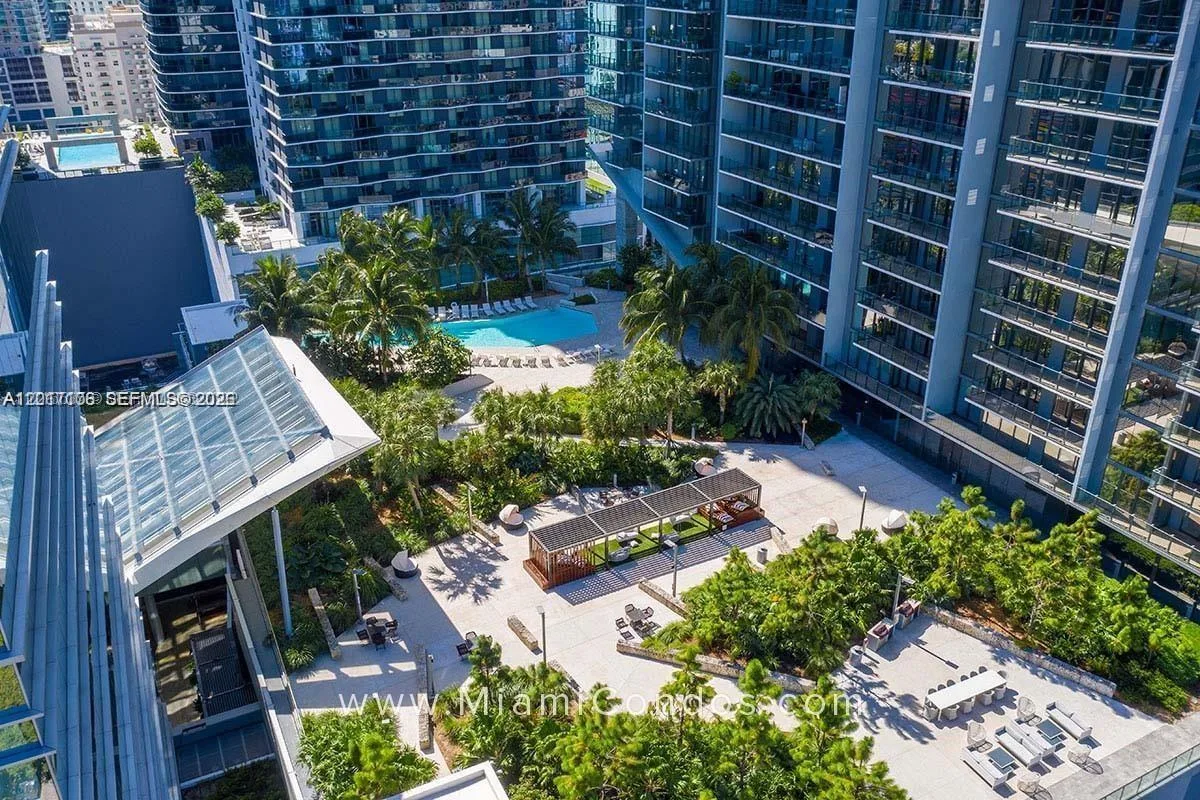 68 SE 6th St # 2510, Miami, FL 33131 photo 6