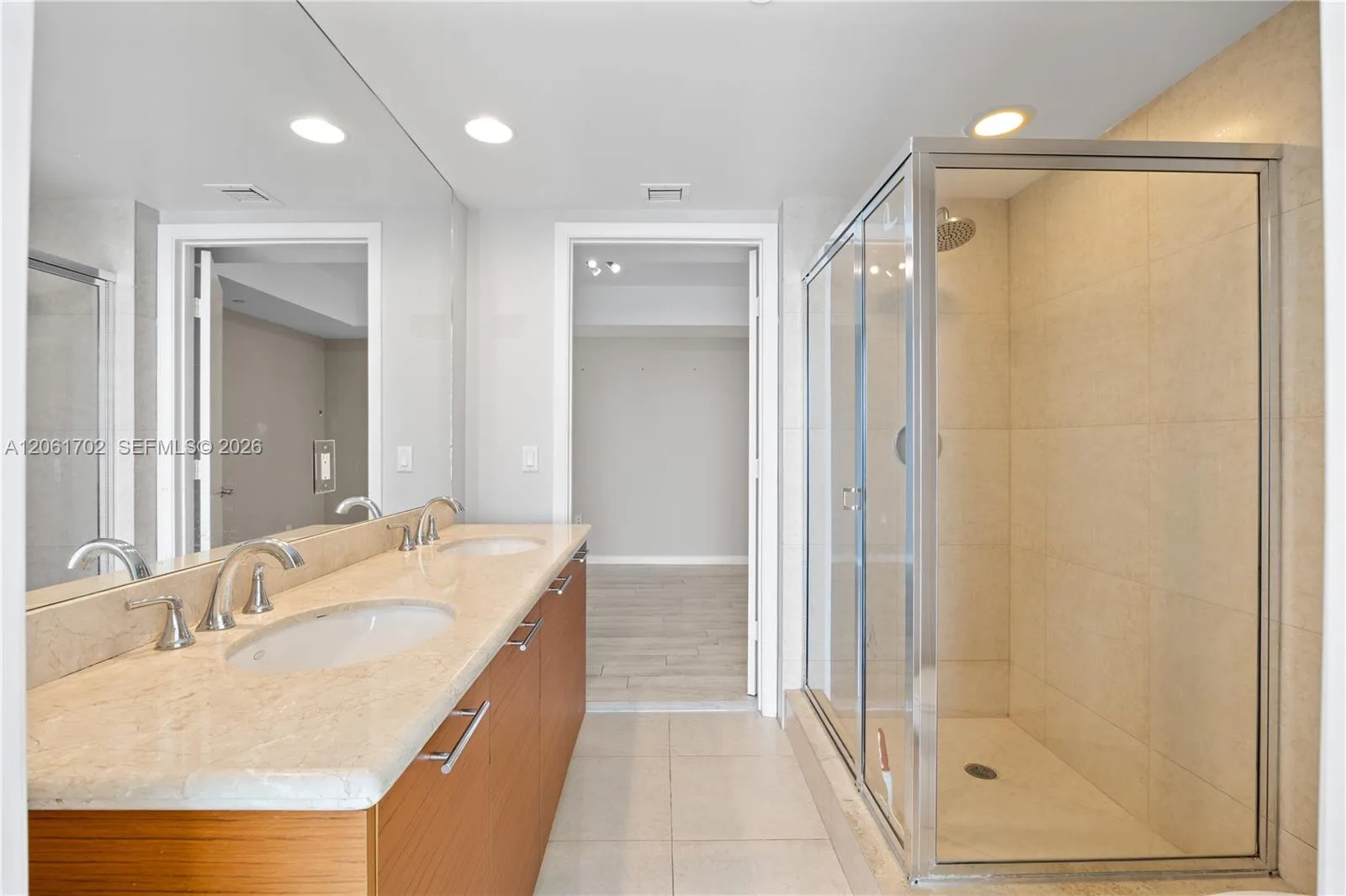 50 Biscayne Blvd # 4706, Miami, FL 33132 photo 11