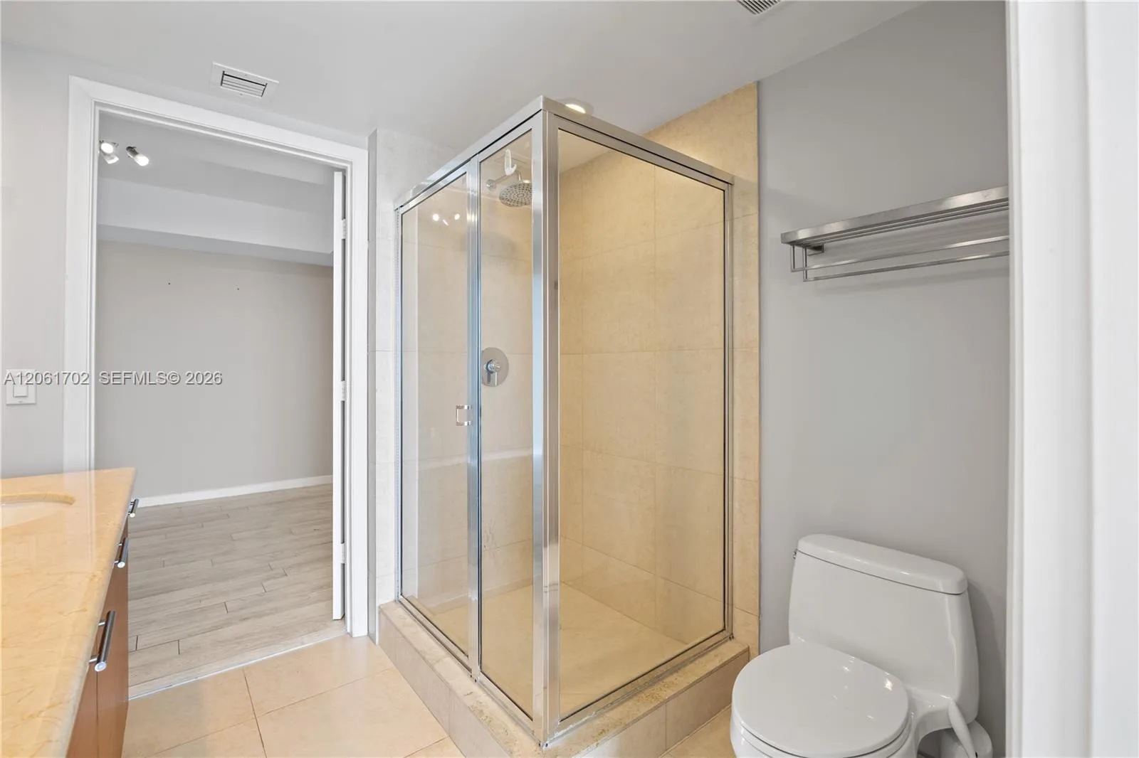 50 Biscayne Blvd # 4706, Miami, FL 33132 photo 12