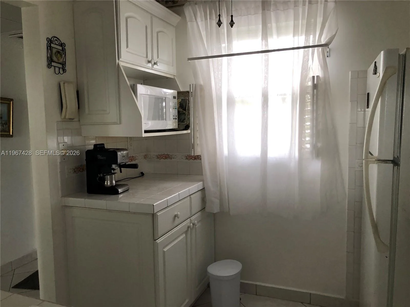 4806 NW 36th St # 607, Lauderdale Lakes, FL 33319 photo 4