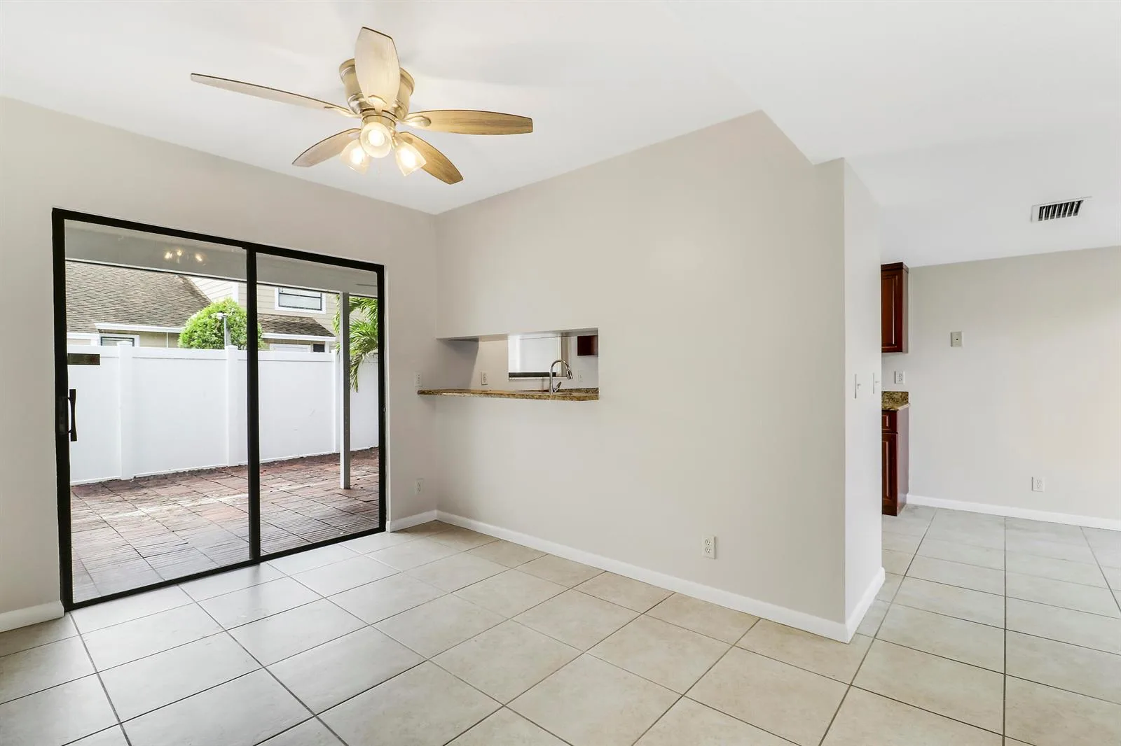 202 LAKEWOOD Drive # 11B, Jupiter, FL 33458 photo 5