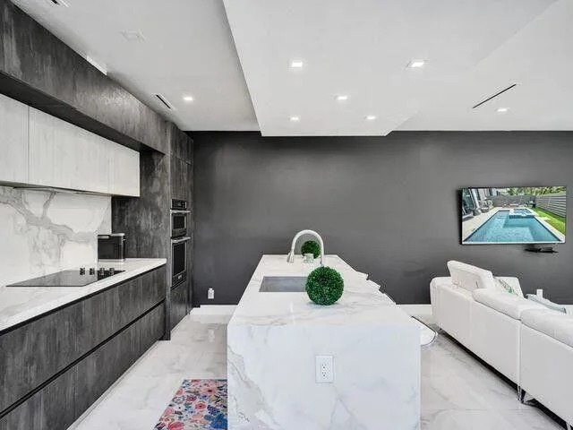2514 NE 21ST Street # A, Fort Lauderdale, FL 33305 photo 7