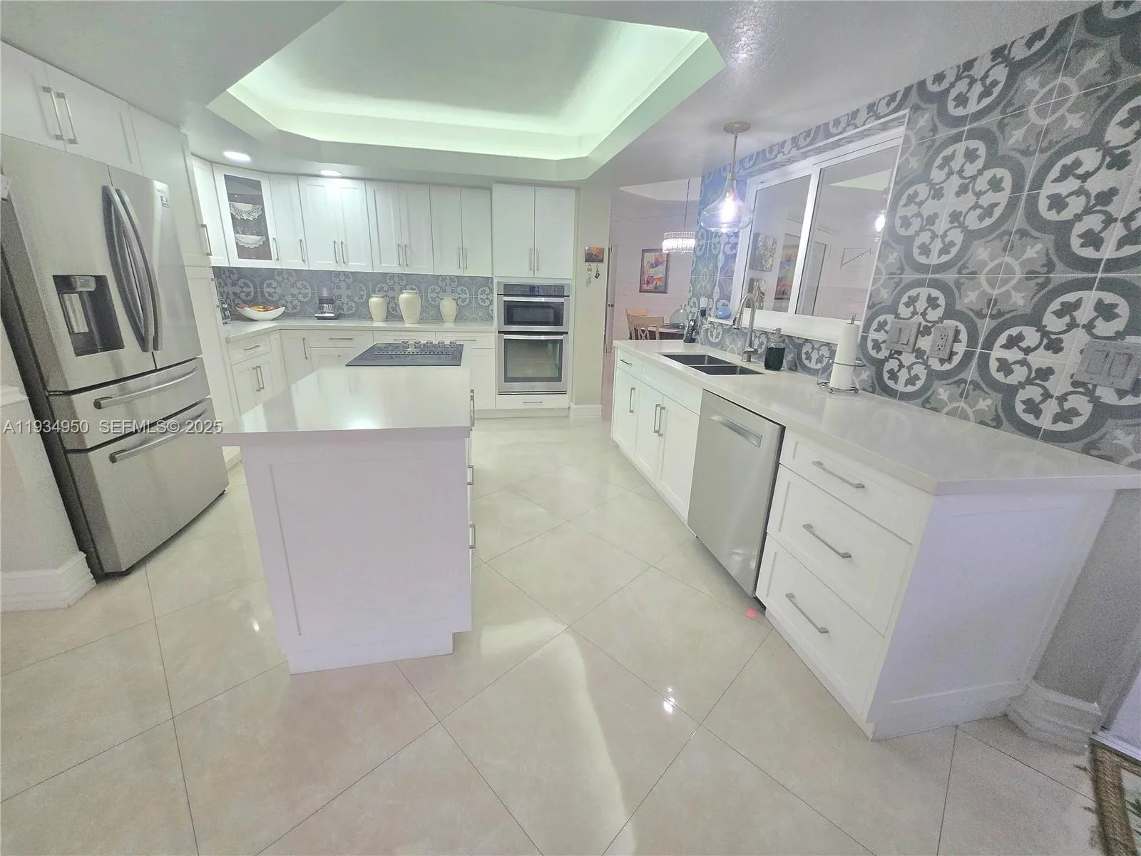16422 NW 83rd Pl, Miami Lakes, FL 33016 photo 6
