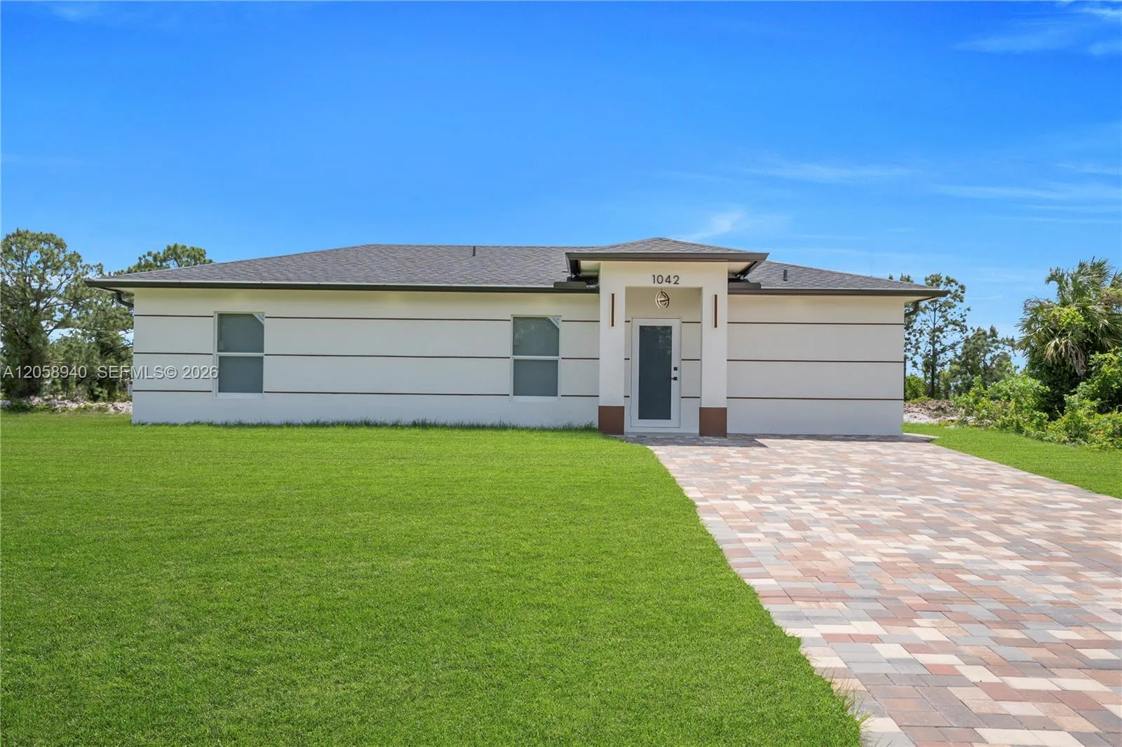 1042 Darlington St, Other City - In The State Of Florida, FL 33974 photo 2