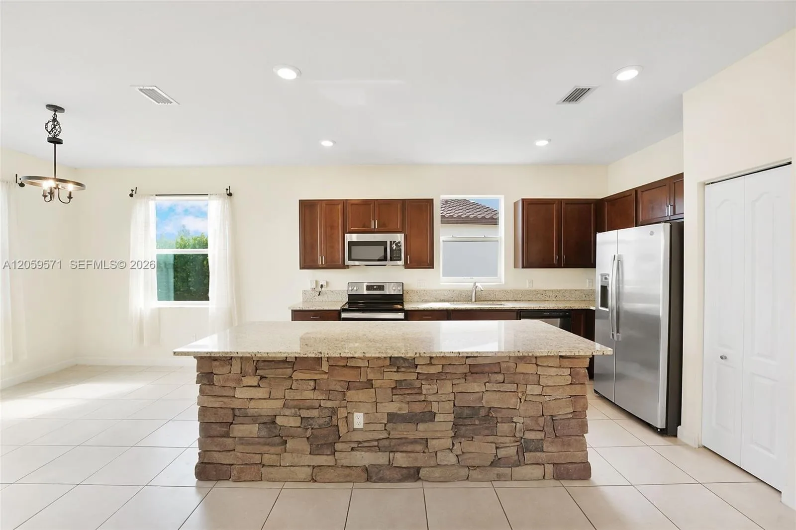 8341 NW Greenbank Cir, Port St. Lucie, FL 34987 photo 8