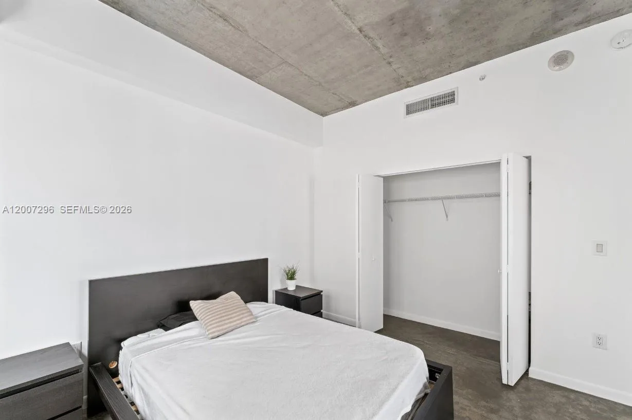 133 NE 2nd Ave # 1112, Miami, FL 33132 photo 10