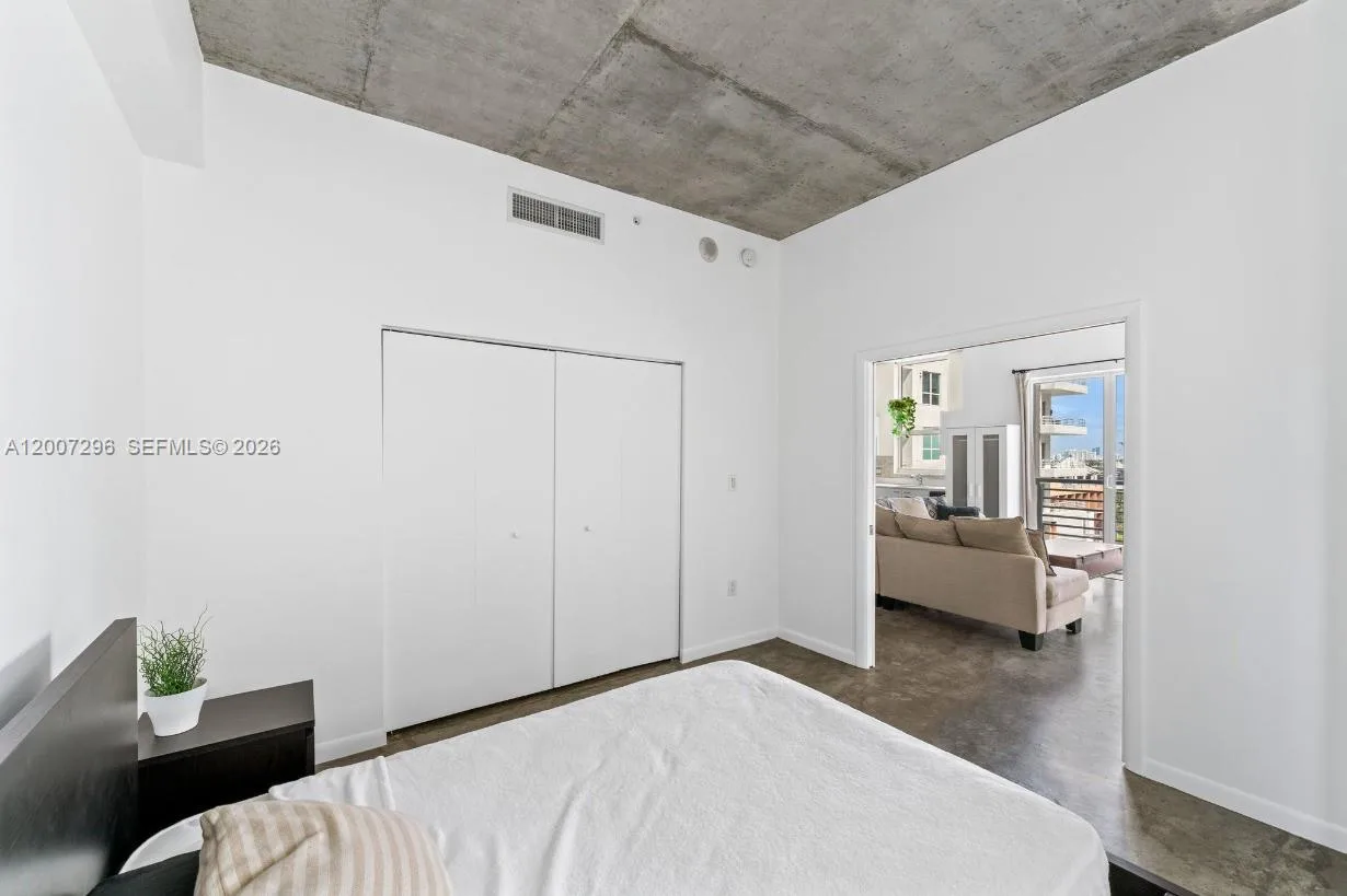 133 NE 2nd Ave # 1112, Miami, FL 33132 photo 11