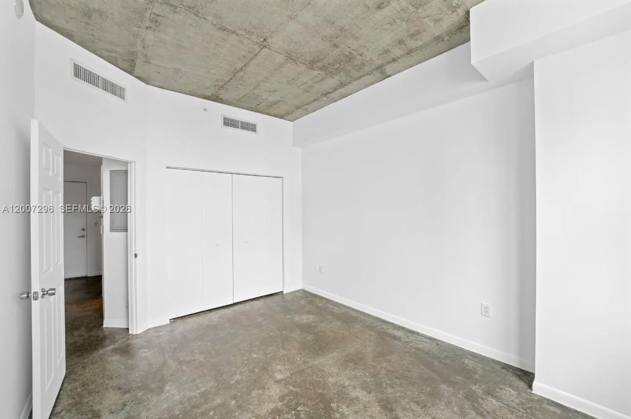 133 NE 2nd Ave # 1112, Miami, FL 33132 photo 12