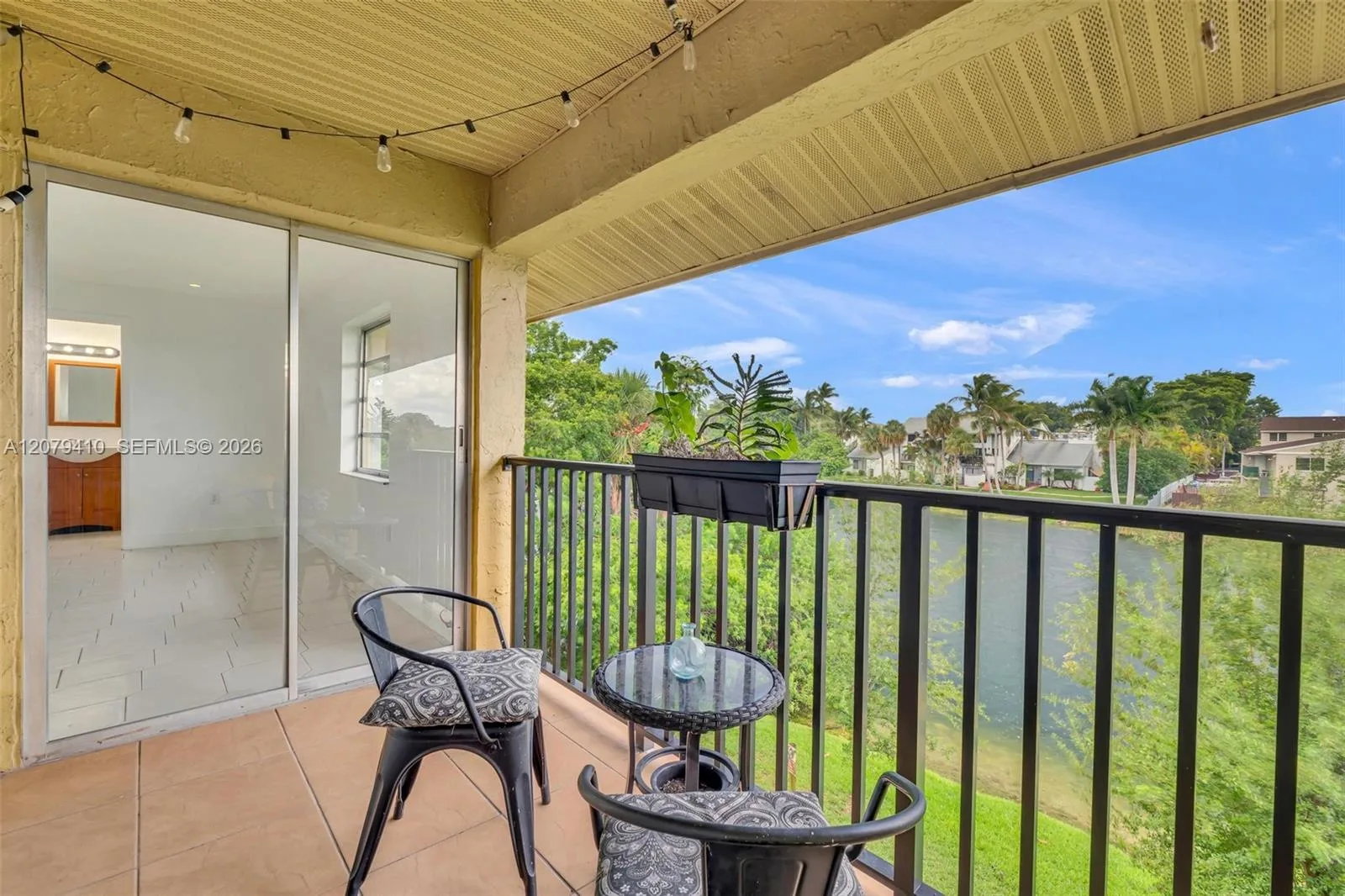 15470 SW 82nd Ln # 332, Miami, FL 33193 — zdjęcie 2