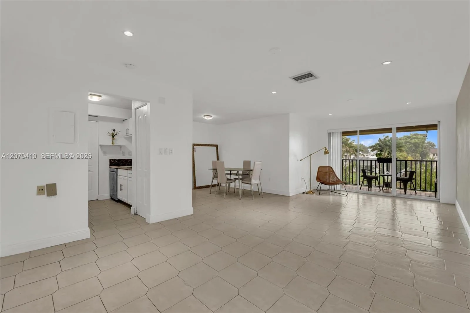 15470 SW 82nd Ln # 332, Miami, FL 33193 — zdjęcie 5