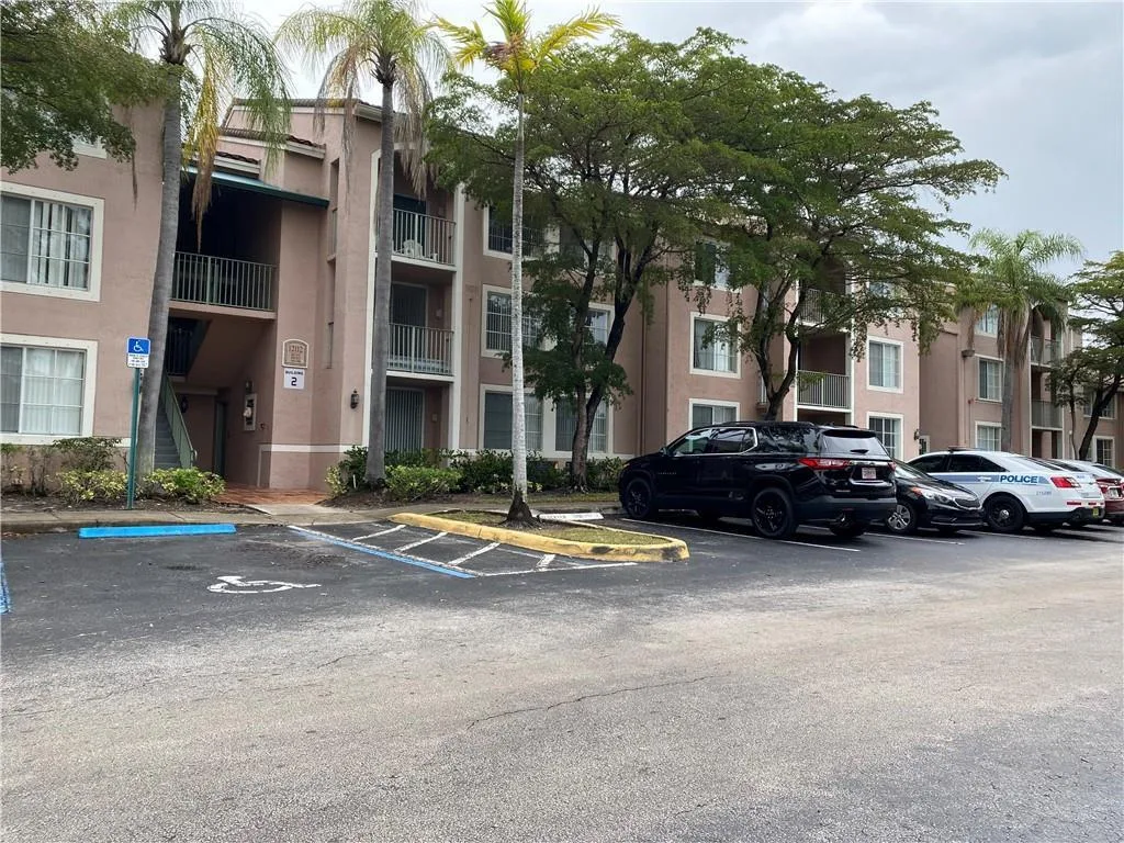 12112 Saint Andrews Place # 205, Miramar, FL 33025