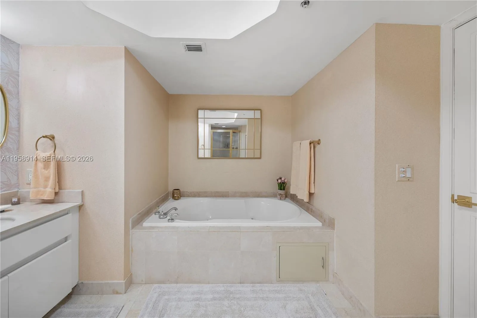 16711 Collins Ave # 2007, Sunny Isles Beach, FL 33160 photo 12