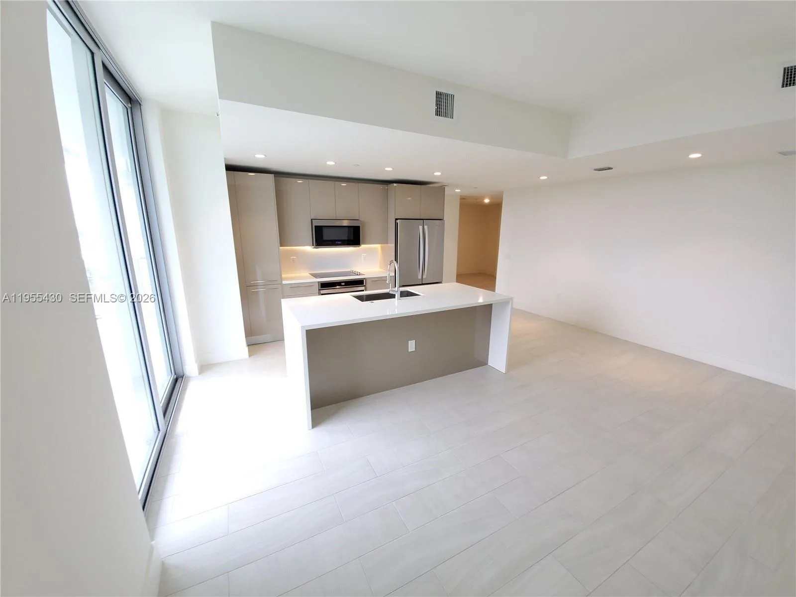 2000 Metropica Way # 1401, Sunrise, FL 33323 photo 10