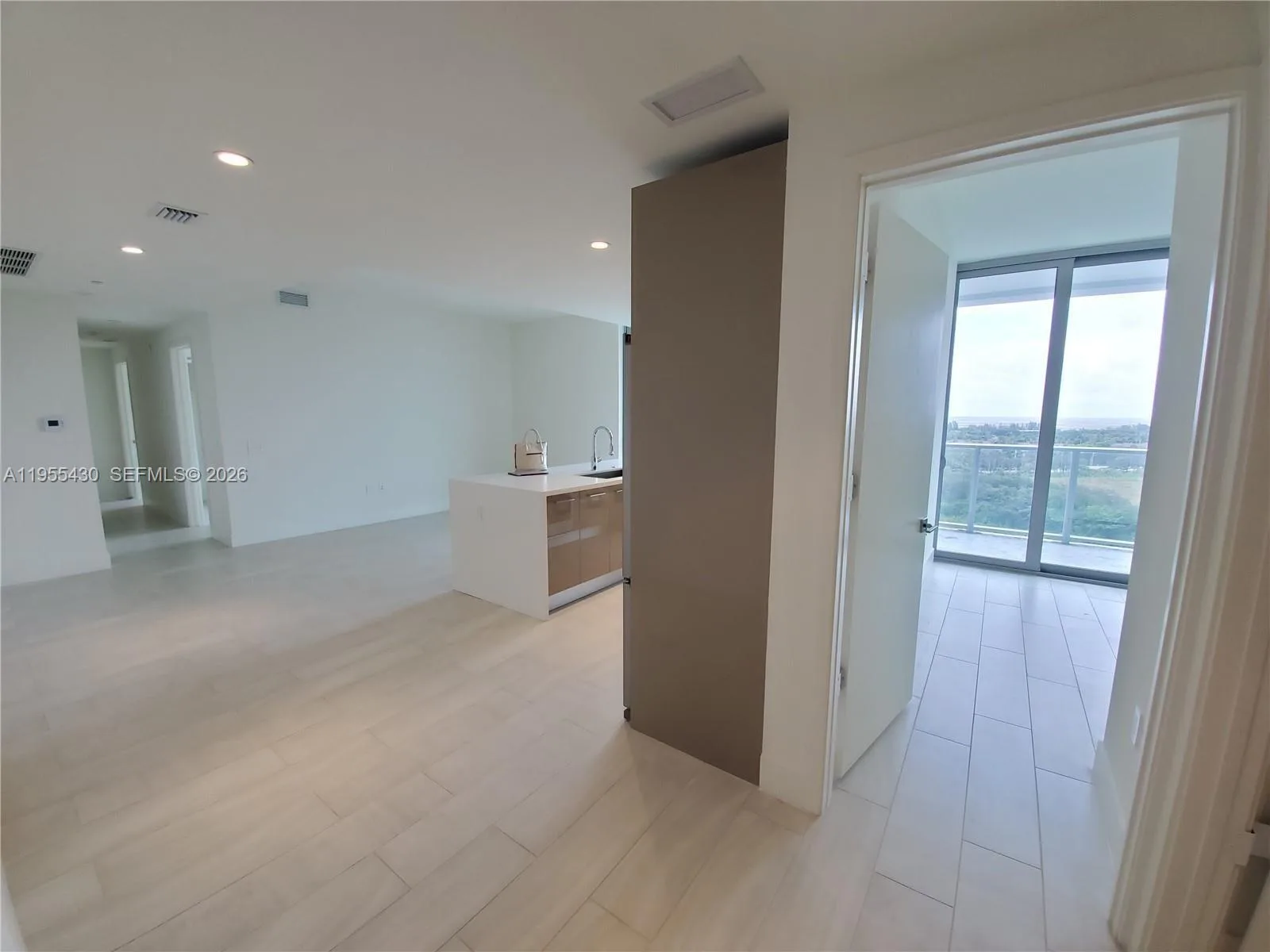 2000 Metropica Way # 1401, Sunrise, FL 33323 photo 4