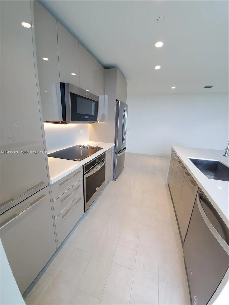 2000 Metropica Way # 1401, Sunrise, FL 33323 photo 5