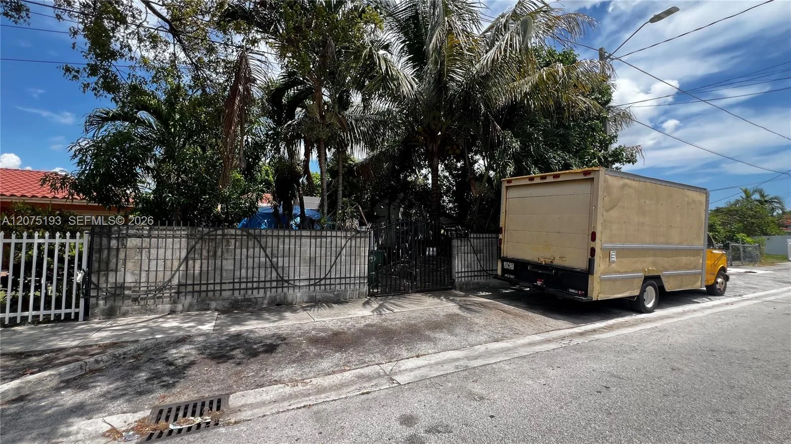 1531 NW 59th St, Miami, FL 33142 photo 4