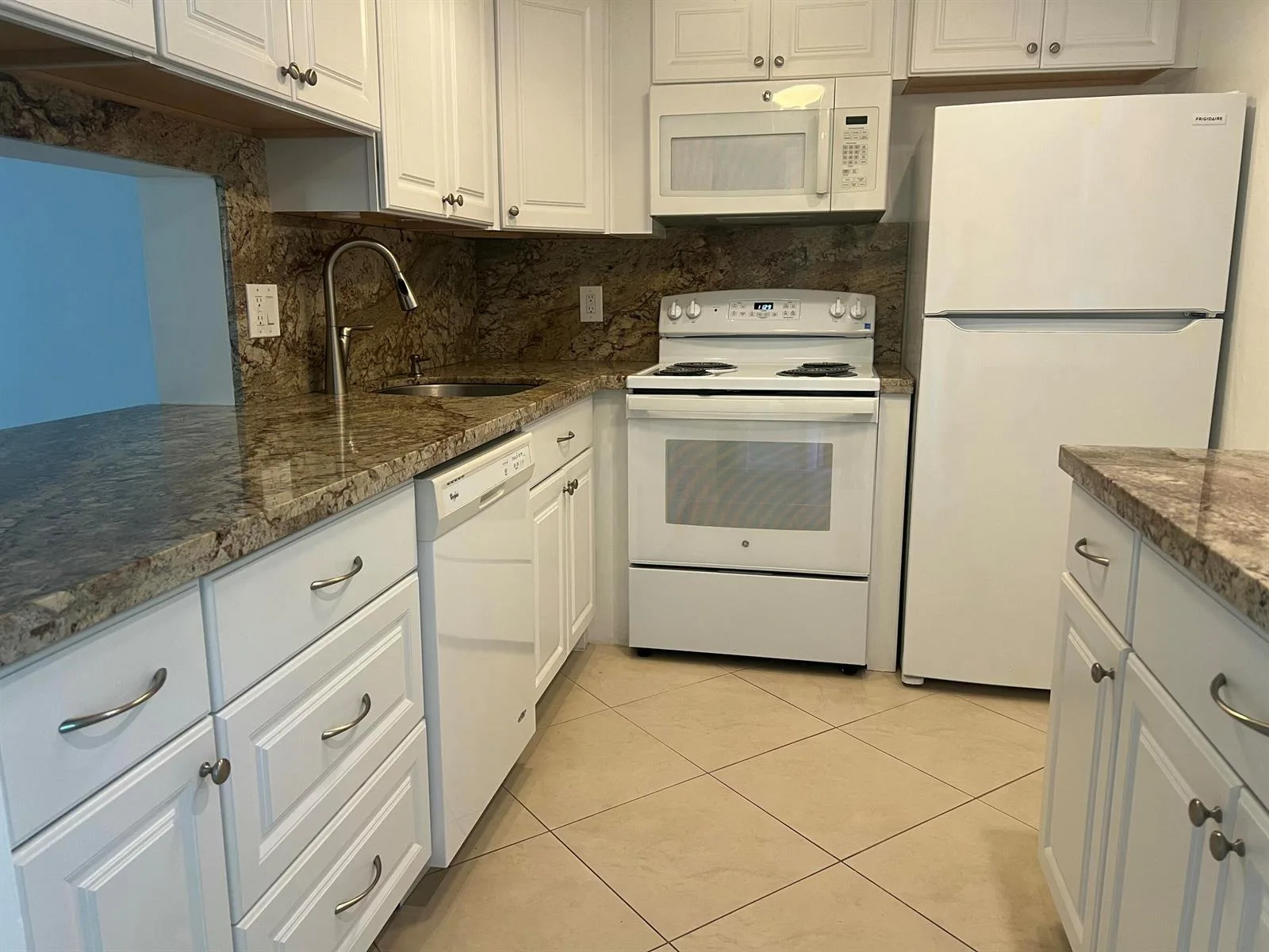 2615 NE 3rd Court # 213, Boynton Beach, FL 33435