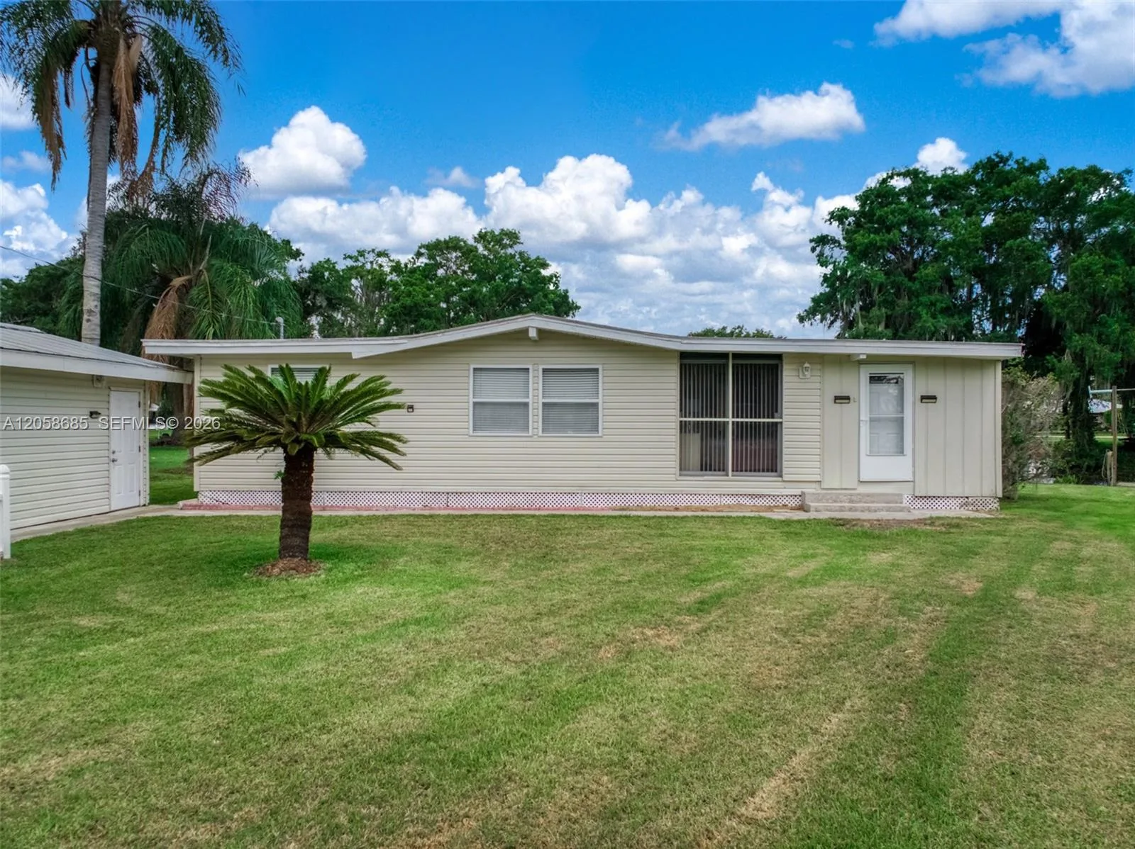 221 SPECKLED PERCH PT, Other City - In The State Of Florida, FL 33857