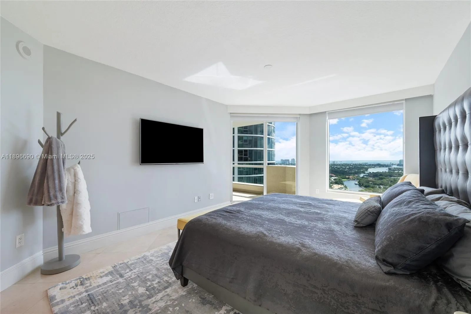 411 N New River Dr E # 2701, Fort Lauderdale, FL 33301 photo 11