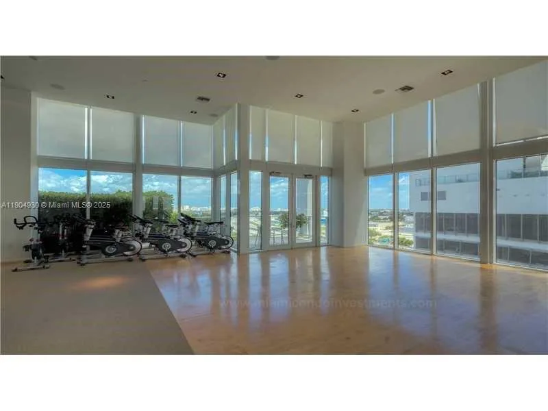 1040 Biscayne Blvd # 1707, Miami, FL 33132 photo 11