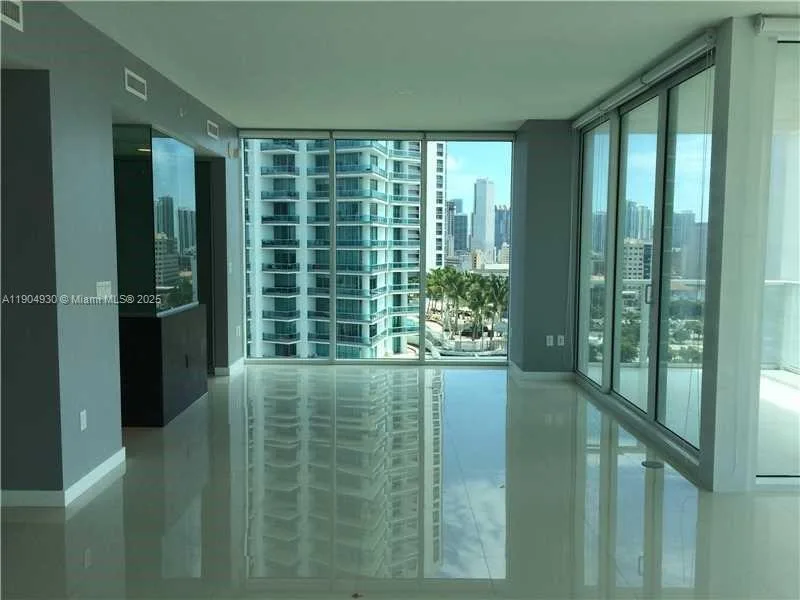 1040 Biscayne Blvd # 1707, Miami, FL 33132 photo 5