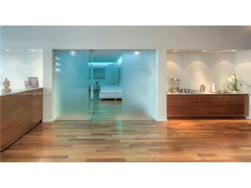 1040 Biscayne Blvd # 1707, Miami, FL 33132 photo 8