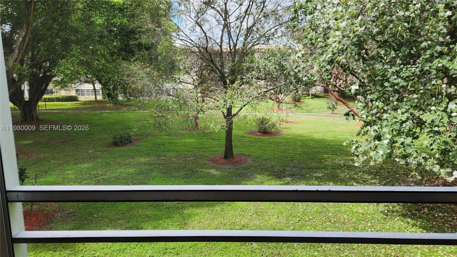 2403 Antigua Cir # L2, Coconut Creek, FL 33066 photo 10
