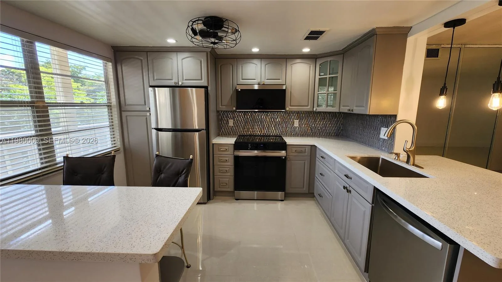 2403 Antigua Cir # L2, Coconut Creek, FL 33066 photo 2