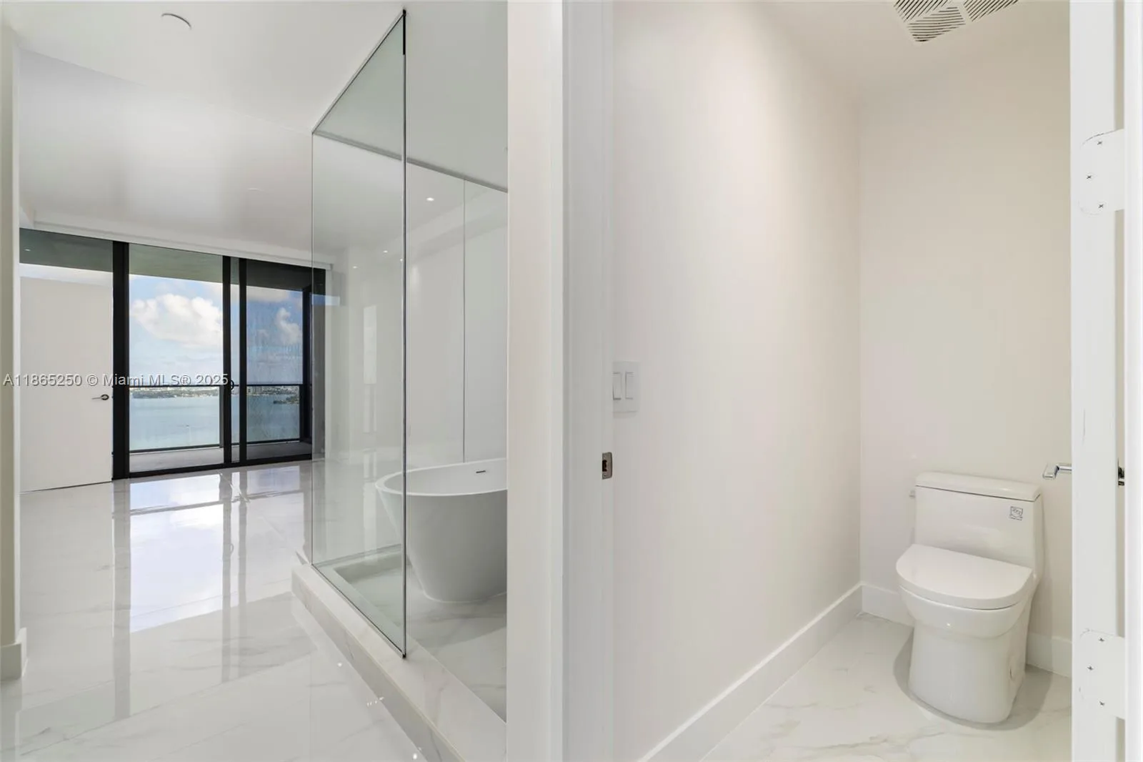 700 NE 24th St # 3705, Miami, FL 33137 photo 3