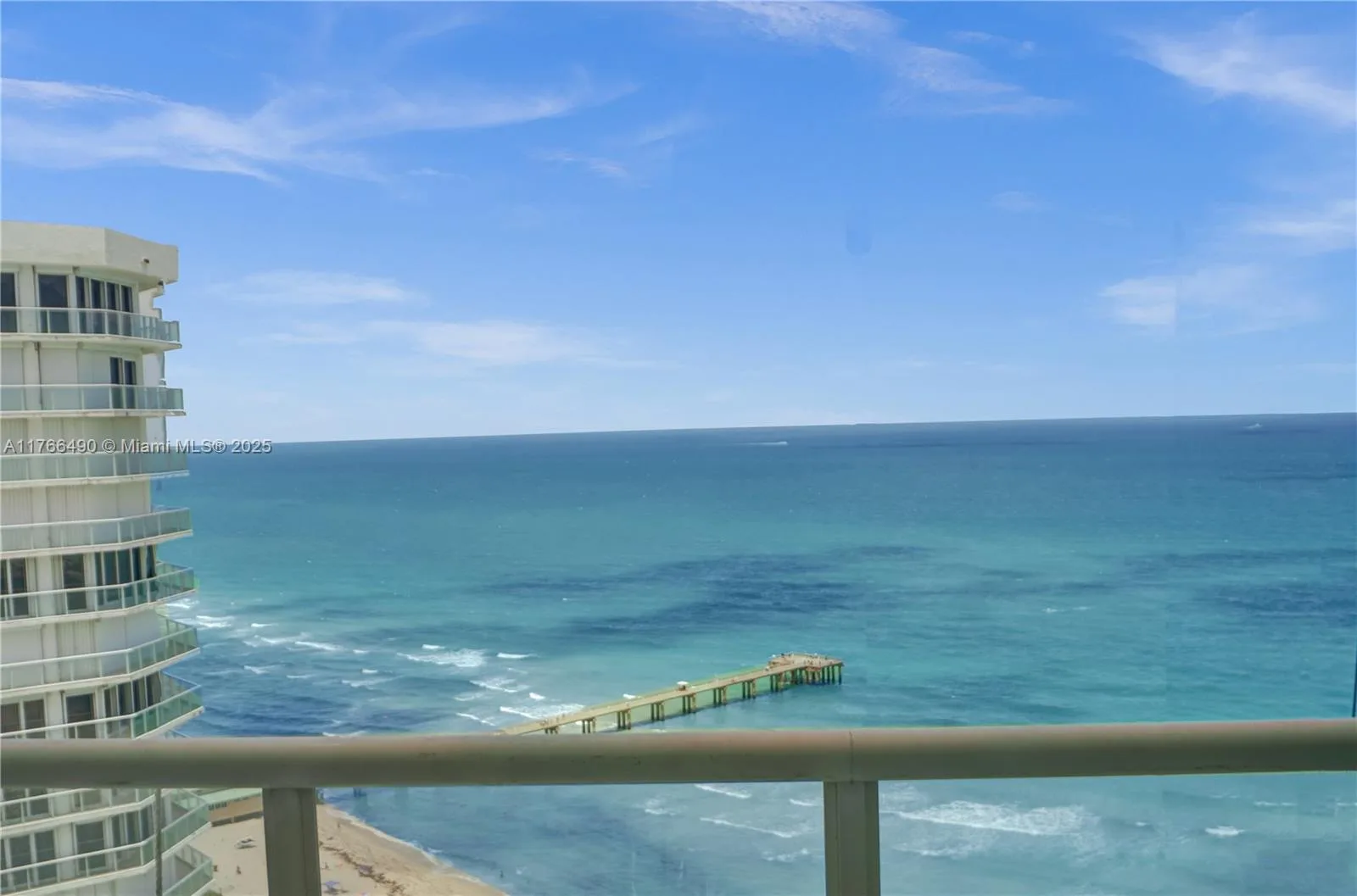 16425 Collins Ave # 2715, Sunny Isles Beach, FL 33160