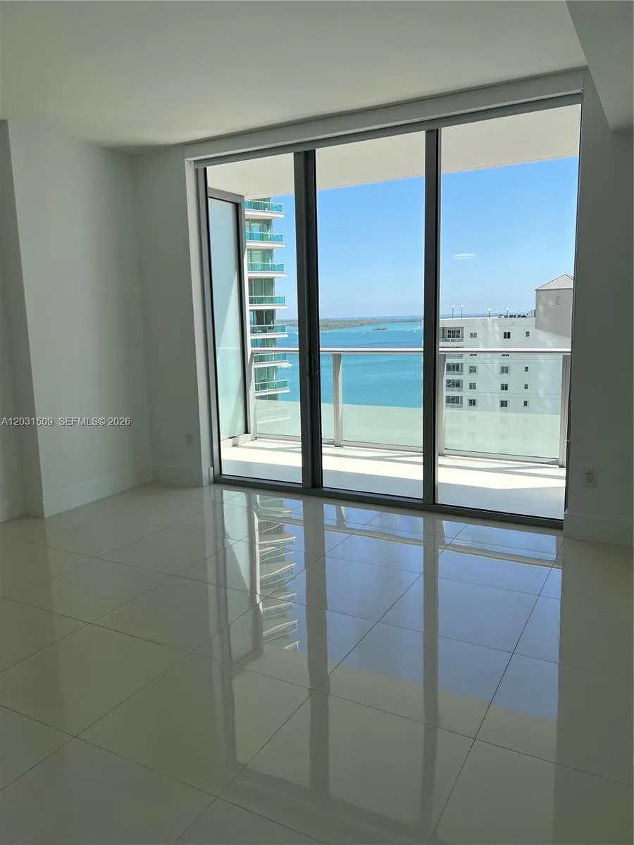 1300 Brickell Bay Dr # 1606, Miami, FL 33131