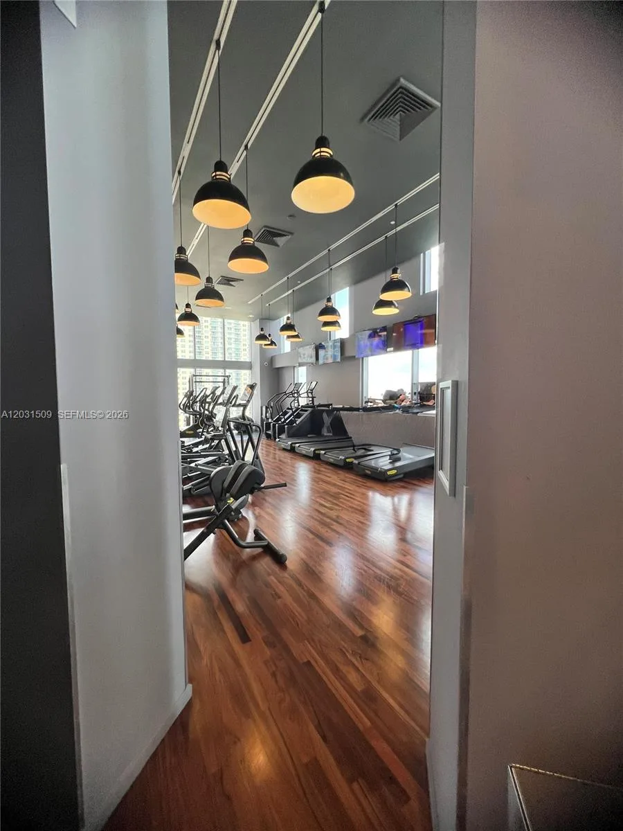 1300 Brickell Bay Dr # 1606, Miami, FL 33131 photo 9