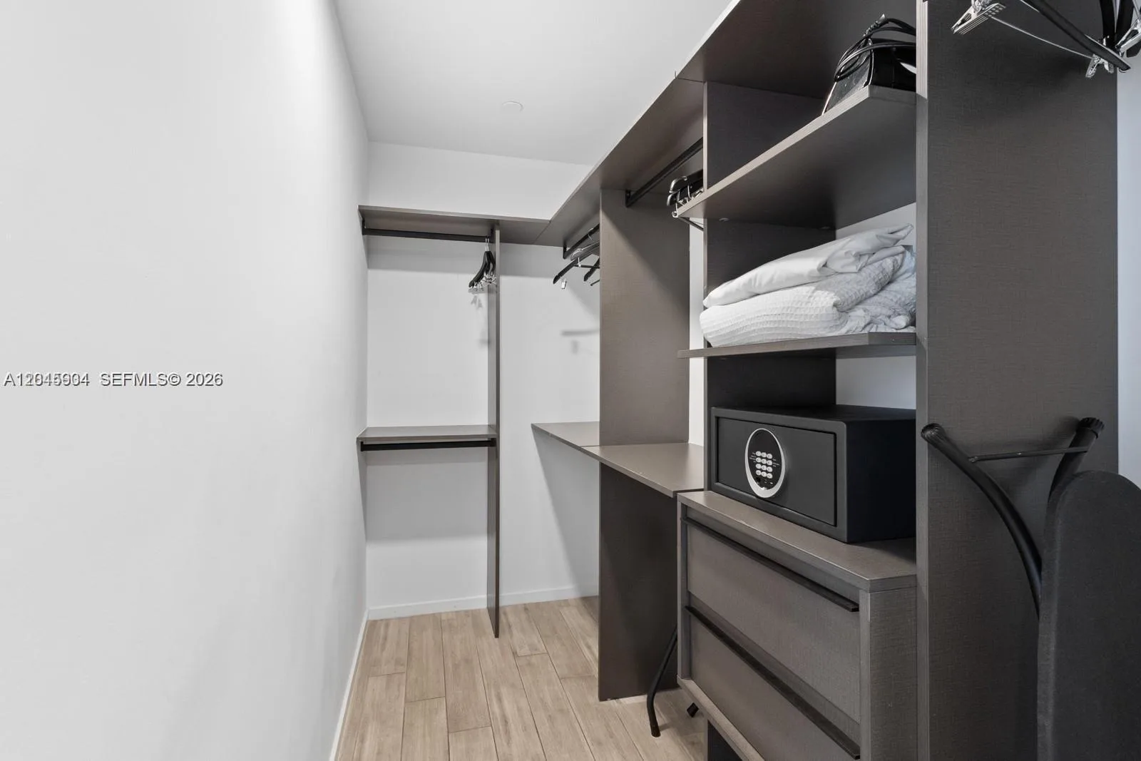 398 NE 5th St # 1518, Miami, FL 33132 photo 7