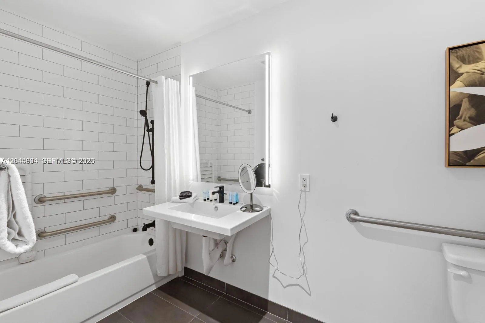398 NE 5th St # 1518, Miami, FL 33132 photo 8