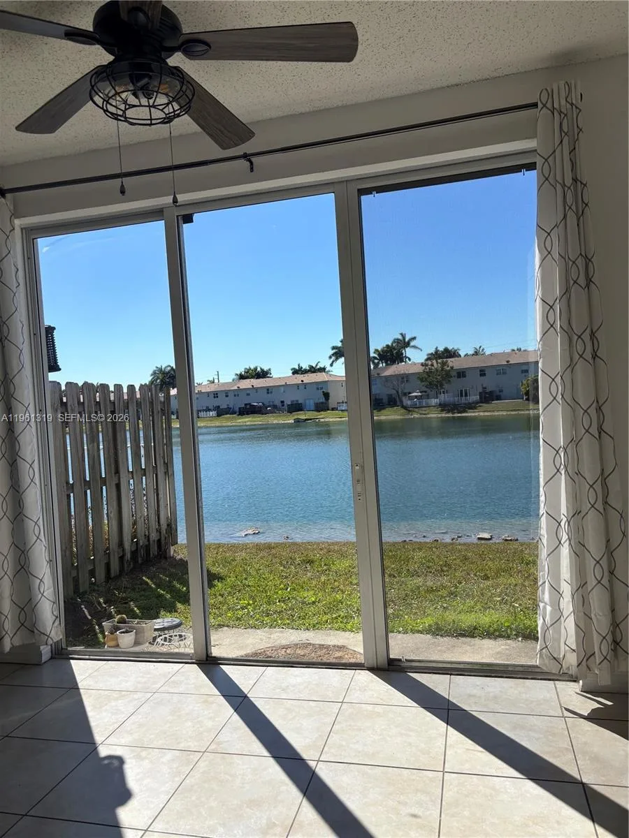 1044 NE 42nd Ter, Homestead, FL 33033 photo 7