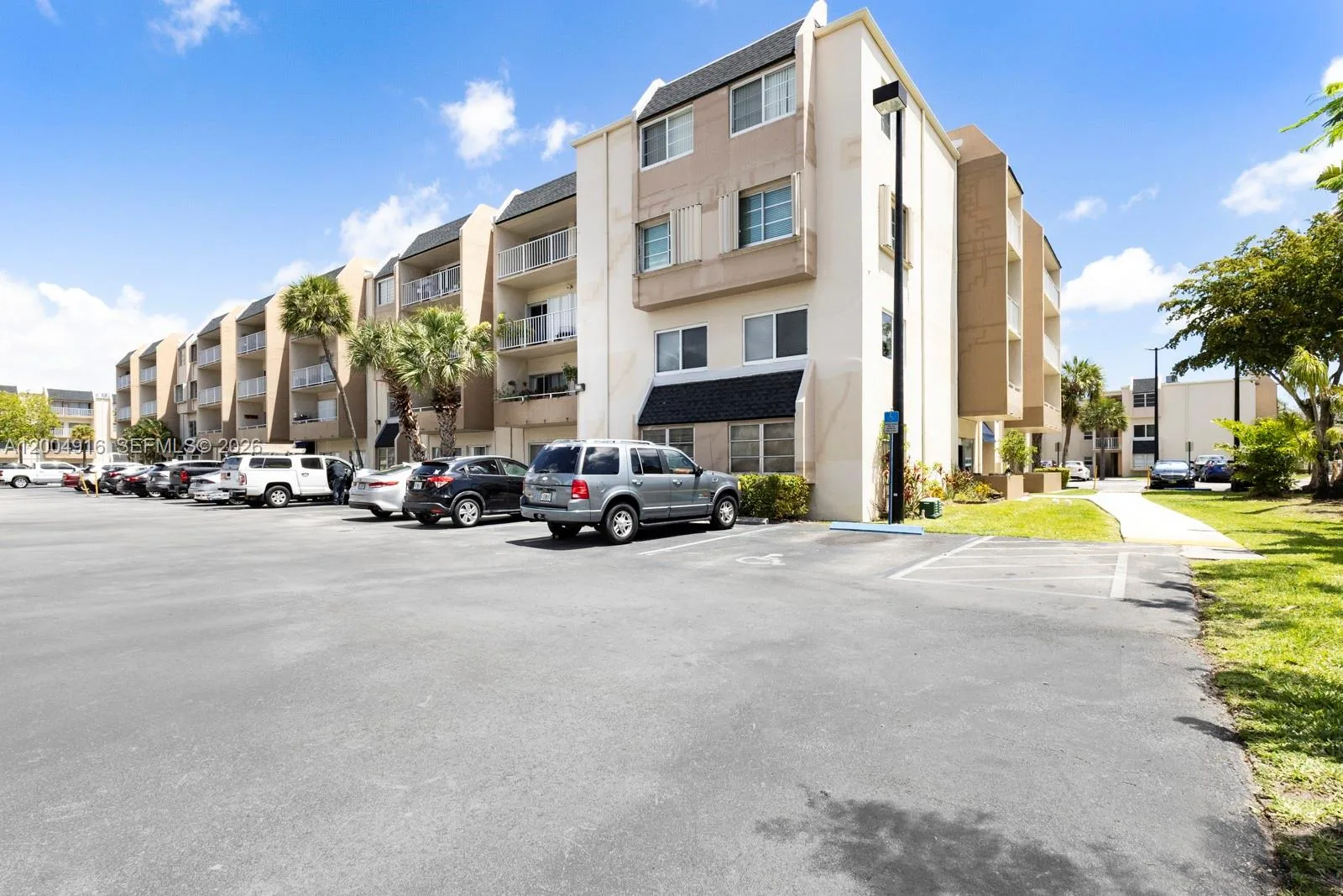 7747 SW 86th St # D-205, Miami, FL 33143
