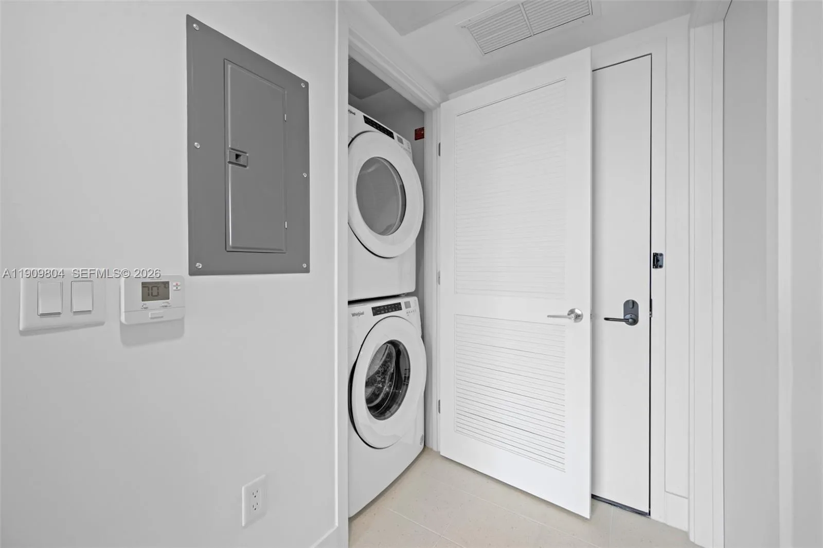 159 NE 6th St # 3706, Miami, FL 33132 photo 8